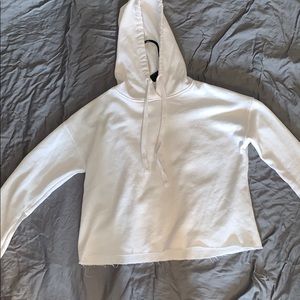 White semi cropped hoodie